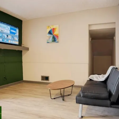 Windsor Park - 1Br1Ba, Ideal Workspace & Garden